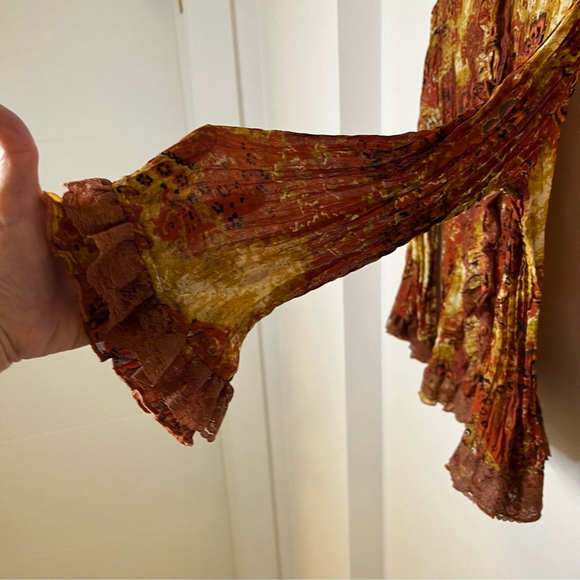 VINTAGE Lloyd Williams Long Sleeve Blouse Print Plisse Lace Trim High Neck (CN) - Picture 8 of 16